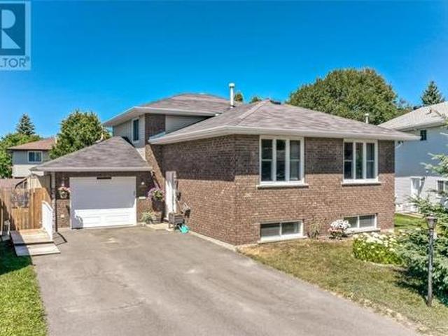 26 Monique Crescent, Garson, ON, P3L 1C6 house for sale | Listing ID 2129 | Royal LePage