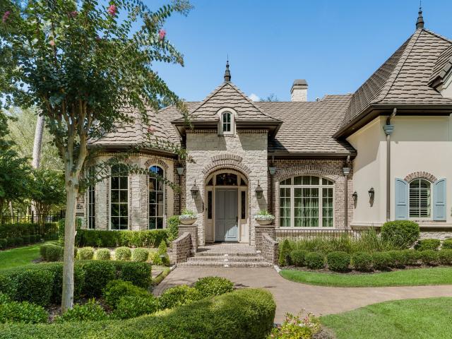 26 N Palmiera Circle