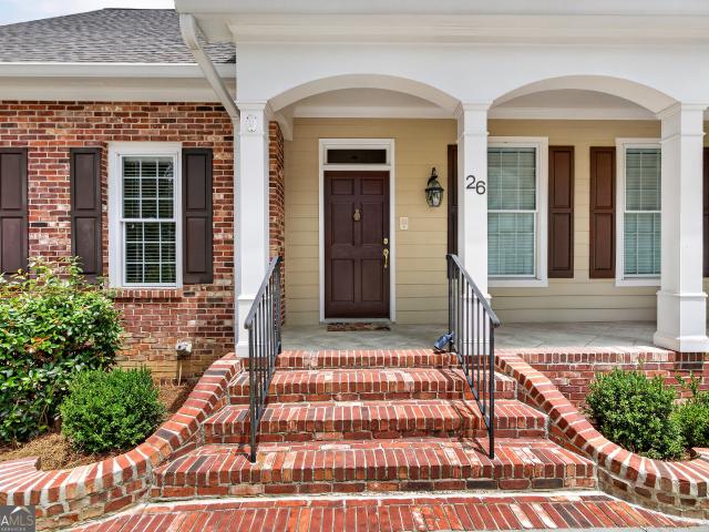 26 Nicklaus Drive NW