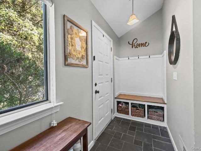 26 Oakridge Drive