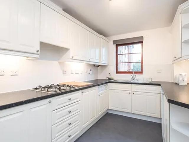 26 Orchard Brae Gardens West, City of Edinburgh, EH4 2HL, United Kingdom | 4 bed apartment for rent #69608489 | Rentberry