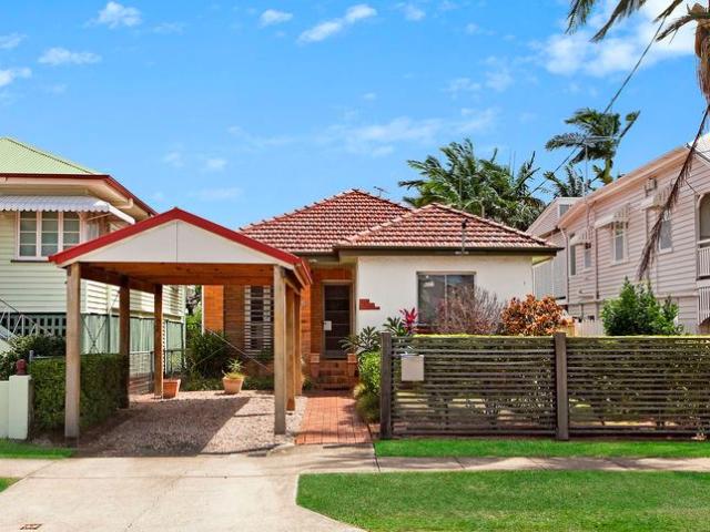 26 Panitya Street, STONES CORNER, QLD 4120