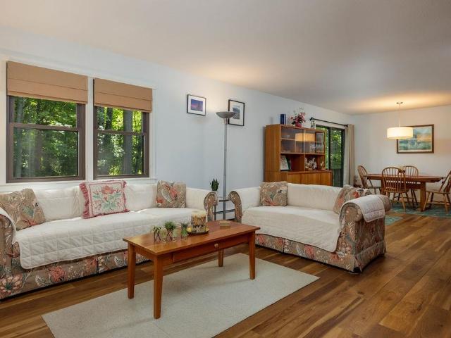 26 Pleasant Street # 25