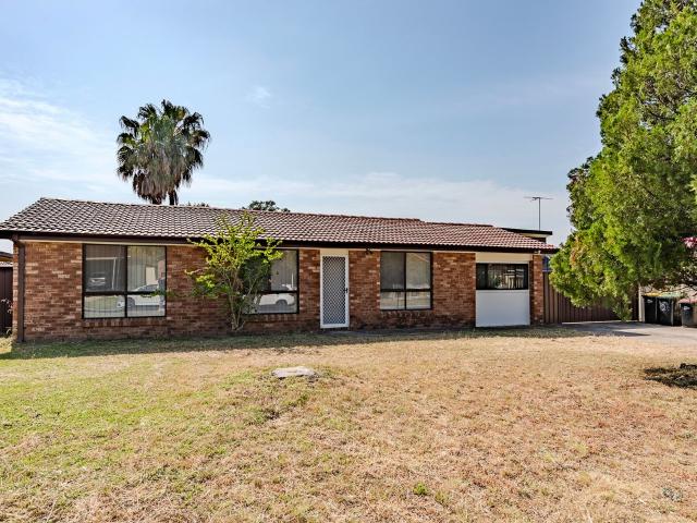 26 Primrose Circuit Claremont Meadows