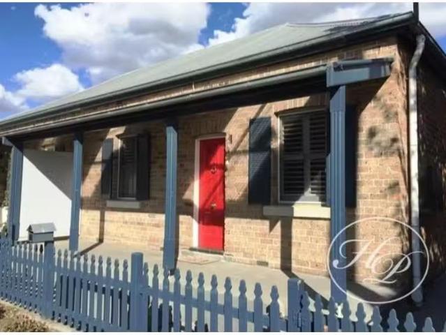 26 Railway Parade, MITTAGONG House for rent Listed by Rental.