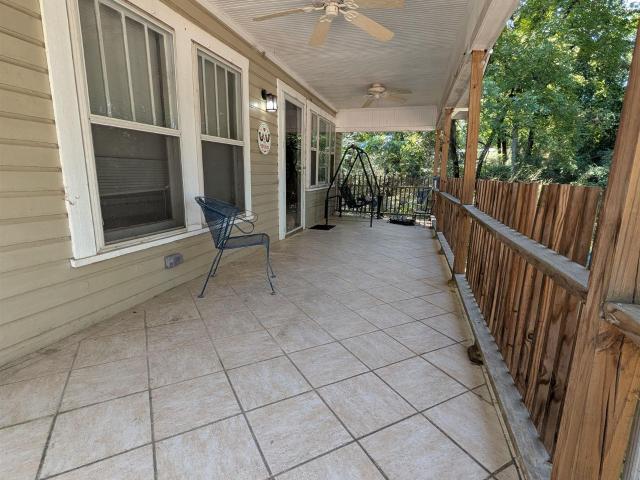 26 Robbins Street