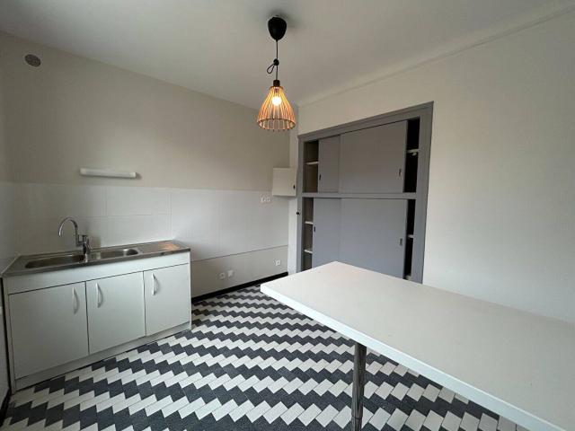 26 RUE THENARD