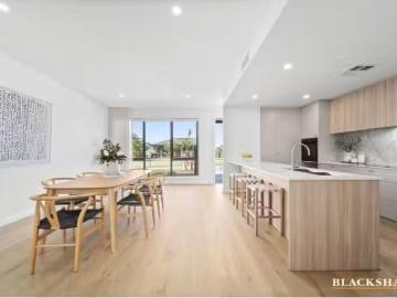 26 Seekamp Street, Denman Prospect Townhouse for rent Listed.