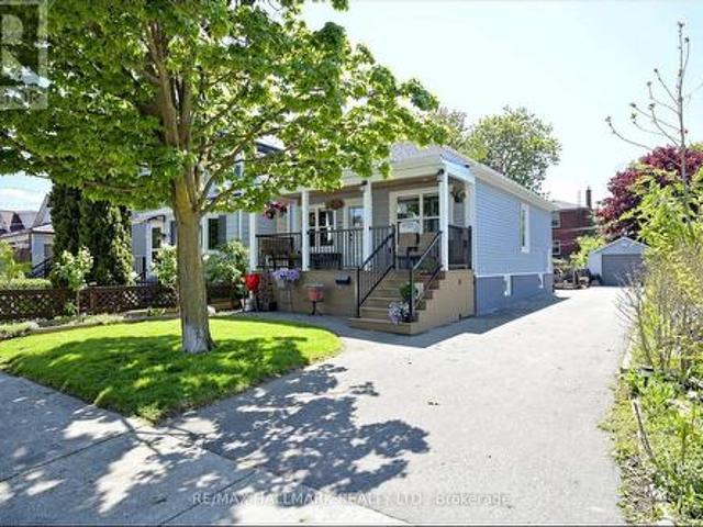 26 Sixteenth Street, Toronto, ON, M8V 3J8 house for sale | Listing ID W13791 | Royal LePage