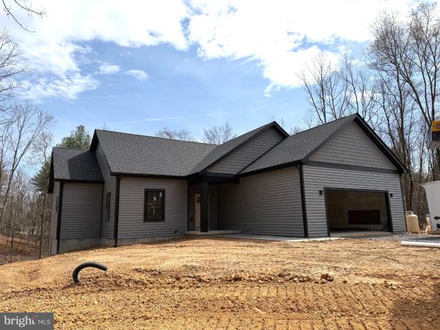 26 Spice Bush Ct, Hedgesville, WV 25427 | MLS #WVMO2007