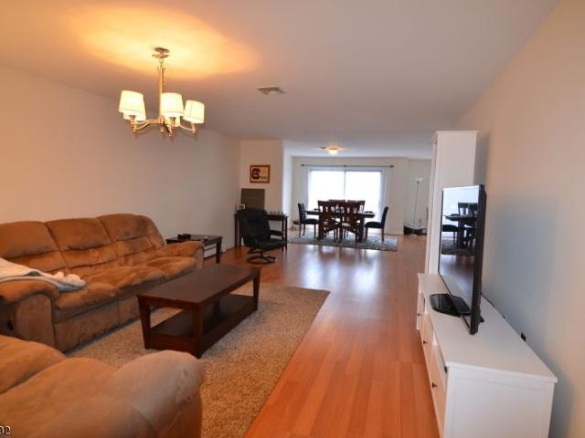 26 Stryker Ct, Bridgewater Twp. Us, nj