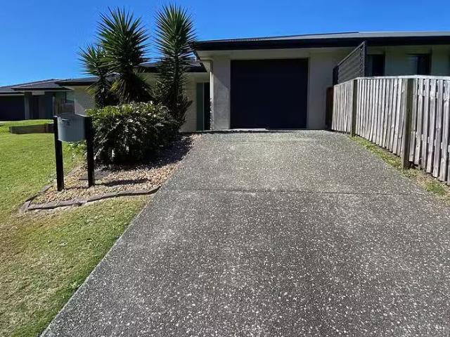 26 Surprize Avenue, Brassall, QLD 4305