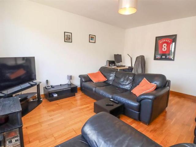 26b Dundonald Heights, Dundonald, Belfast, BT16 1XL