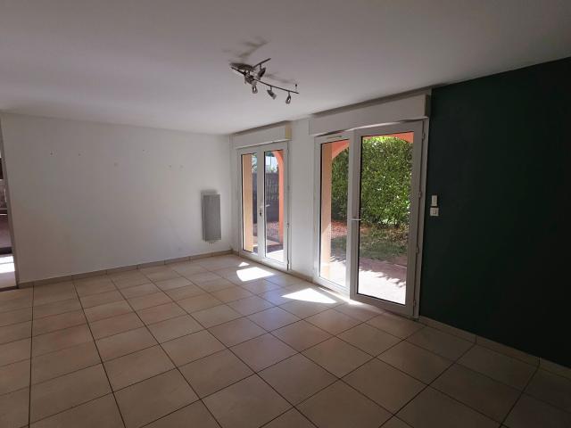 26JG1189 T3 RDJardin + terrasse LE TOPAZE