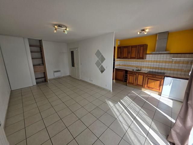 26JG1138 T2 lot 31 RDC + terrasse + 1 place de partking en extérieur n°23