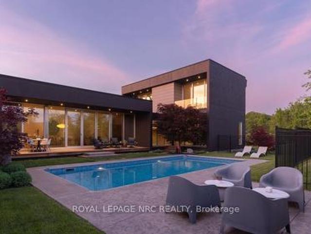 2705 Maple Street, Pelham North Pelham, ON, L0S 1C0 Luxury House for sale | Listing ID X13435 | Royal LePage Carriage Trade Luxury Properties