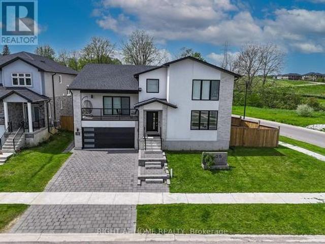 2705 Oriole Drive, London South U, ON, N6M 0G6 house for sale | Listing ID X13201 | Royal LePage