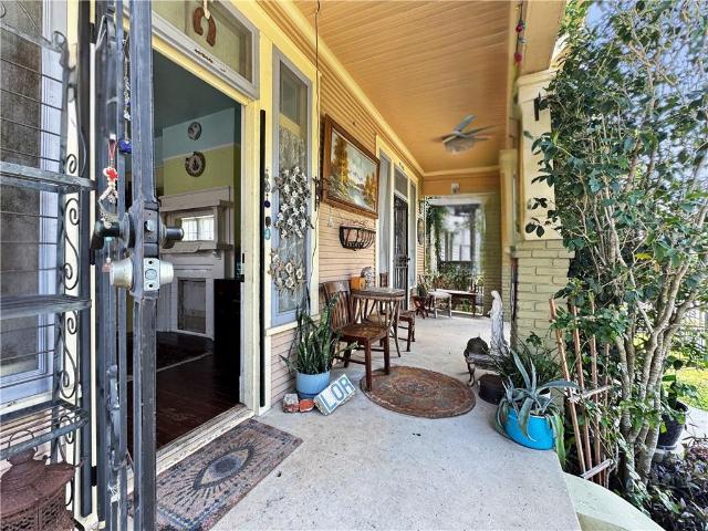 2705 Bruxelles Street