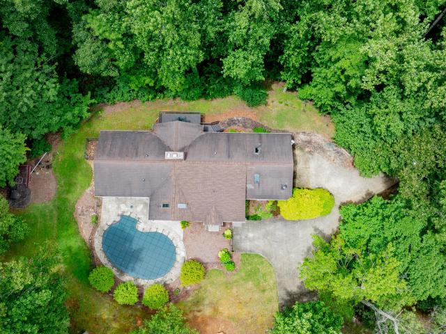 2705 Cherokee Road