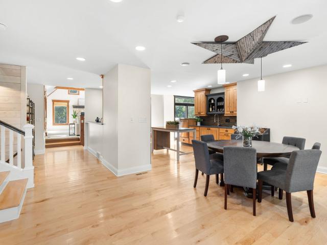 27069 w fox river road