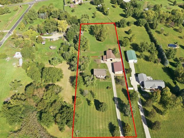 2707 N 35th Road
