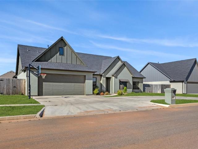 2707 Cloud Nine Circle