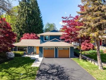 Greater Vancouver - Garden, Parking, Swimming pool