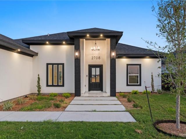 2708 E Burberry Drive