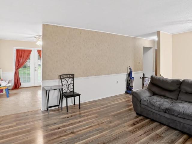 2708 Sunset Lane