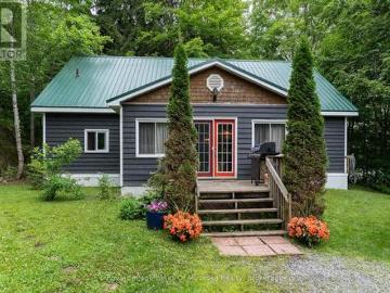 2709 Muskoka District 118 Road W, Muskoka Lakes. Monck Muskoka Lakes, ON, P0B 1J0 house for sale | Listing ID X12903 | Royal LePage