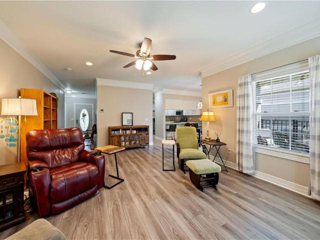 2709 NE Sonora Valley Drive