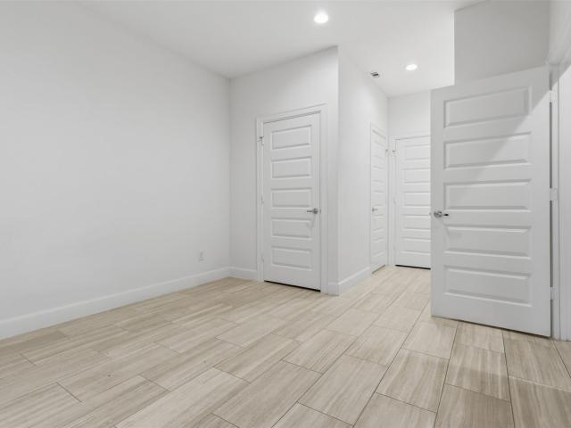 2709 Clinton Drive, Houston, US, TX