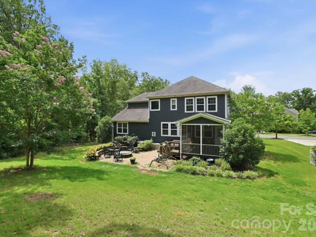 2709 Sugaree Court