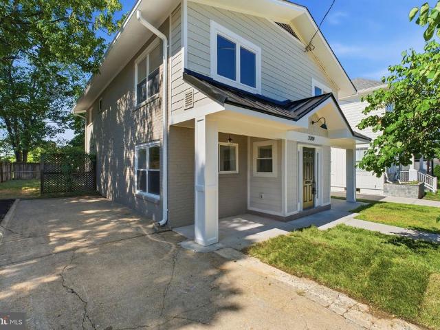 2709 12Th Street S