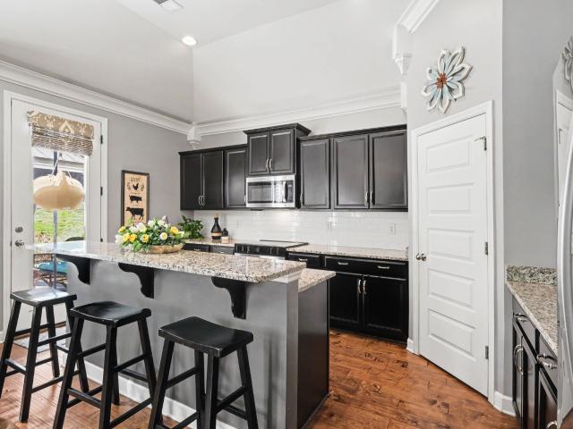 2700 Nottingham Dr