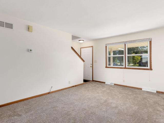 2700 Albany Ct, Unit 2702