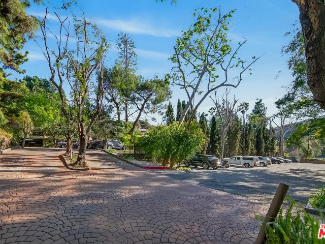 2700 Cahuenga Blvd, Unit 4220, Los Angeles, CA 90068 | MLS #26844