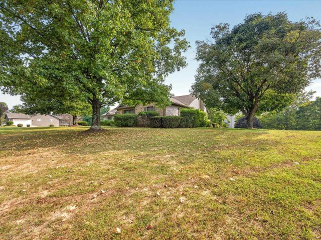 2700 E Crabapple Circle