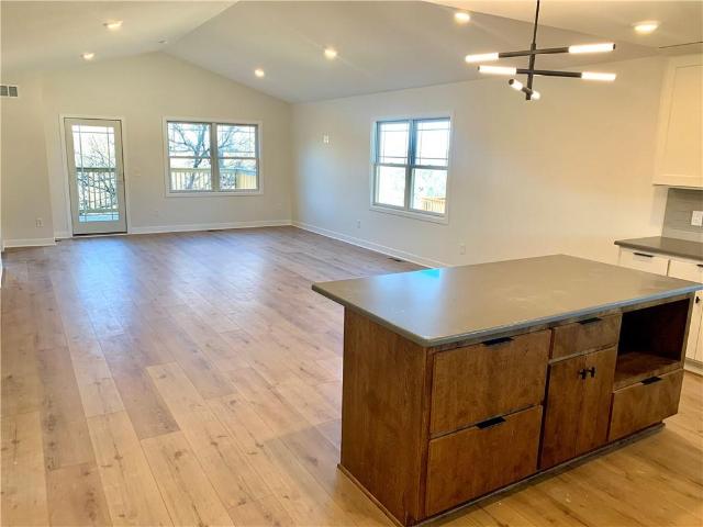 2701 Meadow Ridge