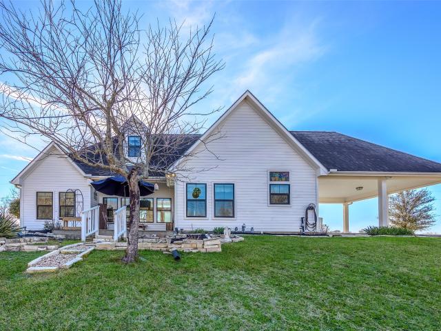 2701 Bluebonnet Boulevard
