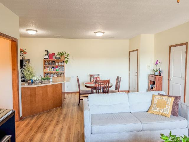 2702 NE Oak Drive 2