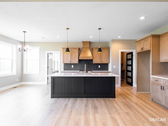 2702 Ponte Place