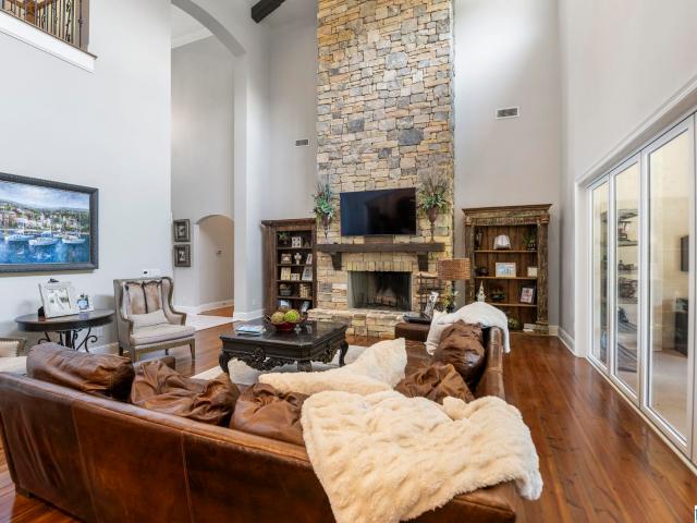 2702 Wynfrey Drive