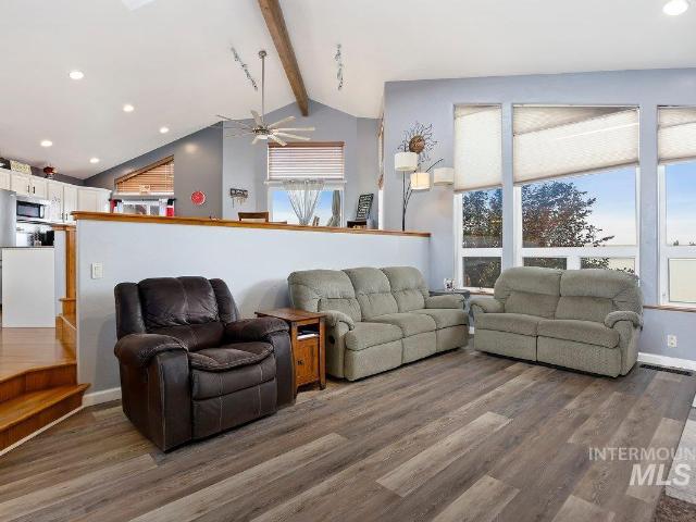 2703 Northview Dr