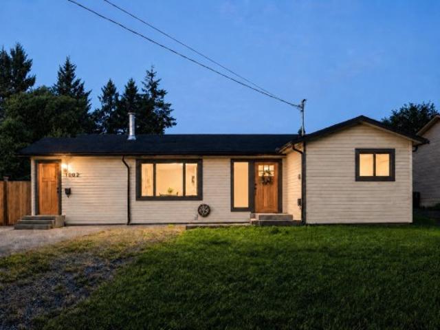 2703 Avenue, Langley, BC, V4W 3E5 house for sale | Listing ID R3137 | Royal LePage