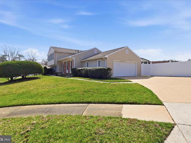2703 Lackawanna Place