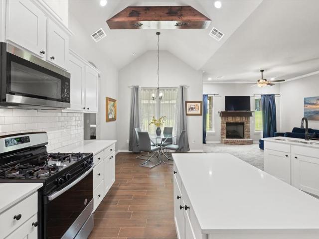 2703 Landmark Drive