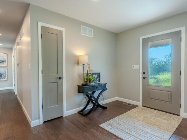 2703 renns lake rd