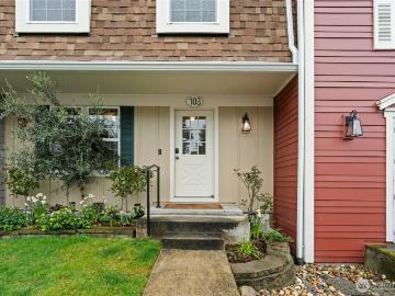 2703 th Avenue S # 103