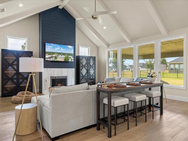 2703 Village Road